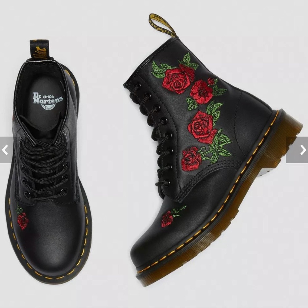 Dr. Martens Black Boots with Rose Embroidery - Picture 5 of 5